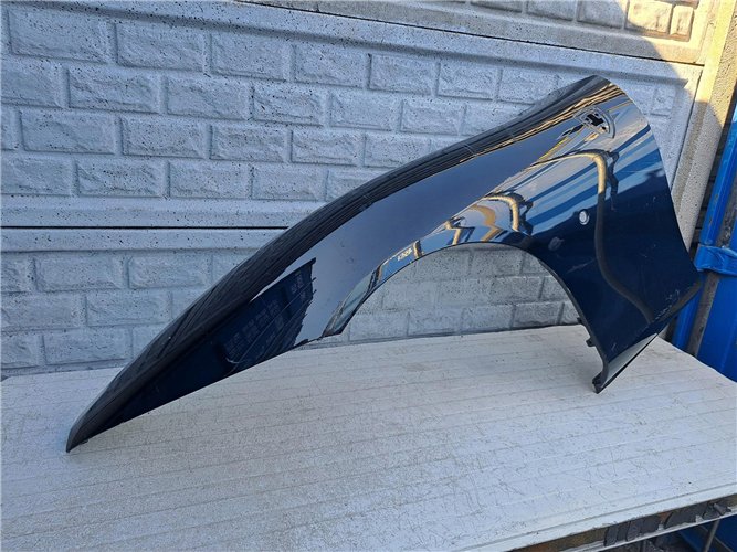 FERRARI ROMA BŁOTNIK LEWY PRZEDNI ORYGINAŁ (17421247661)