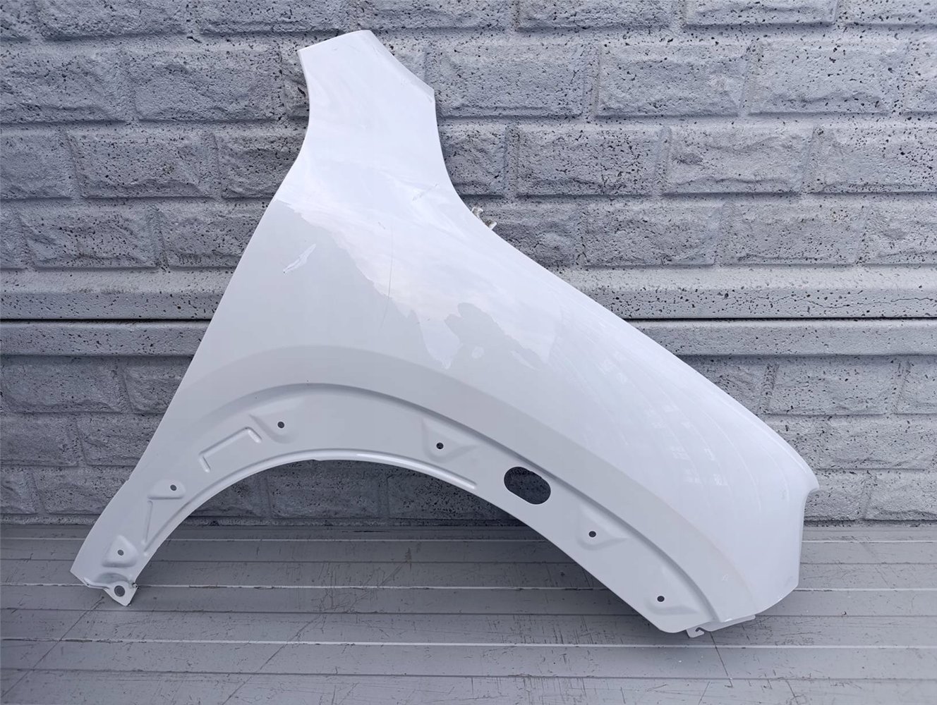 DACIA SPRING 2021- BŁOTNIK PRZEDNI PRAWY ORYGINAŁ (17433121233)