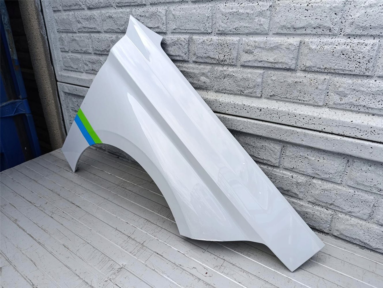 BŁOTNIK PRZEDNI PRAWY PEUGEOT 308 T10 ORYGINAŁ (17433127784)