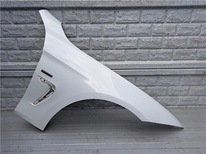 BMW IV 4 F32 F33 F36 BŁOTNIK PRAWY PRZEDNI ORYGINAŁ (17433290355)