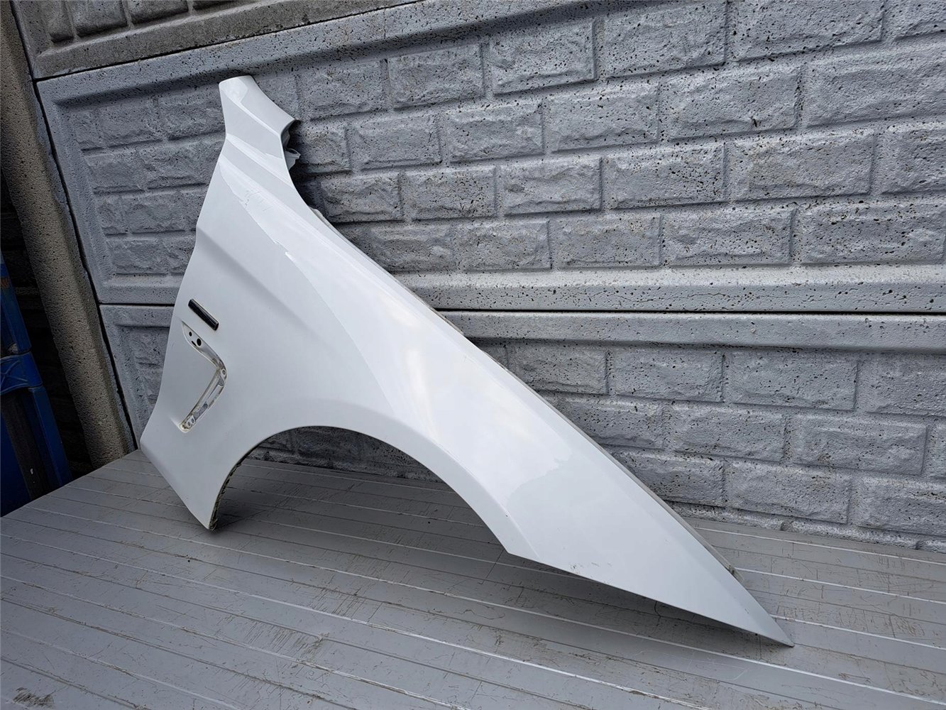 BMW IV 4 F32 F33 F36 BŁOTNIK PRAWY PRZEDNI ORYGINAŁ (17433290355)