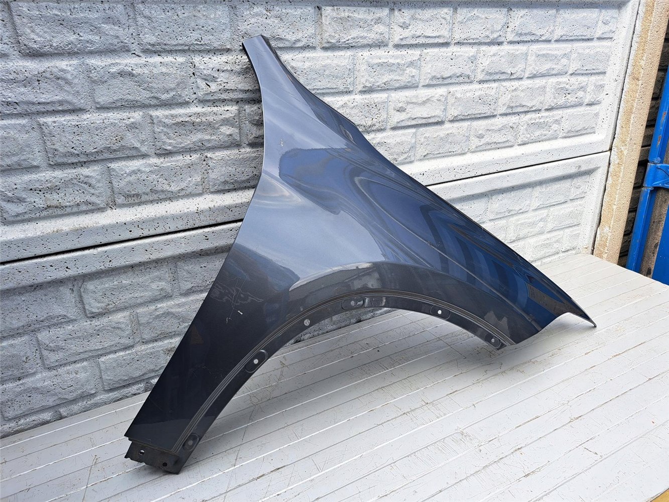 BŁOTNIK PRAWY PRZEDNI BMW X1 F48 2015 - 2022 ORYGINAŁ (17434445619)