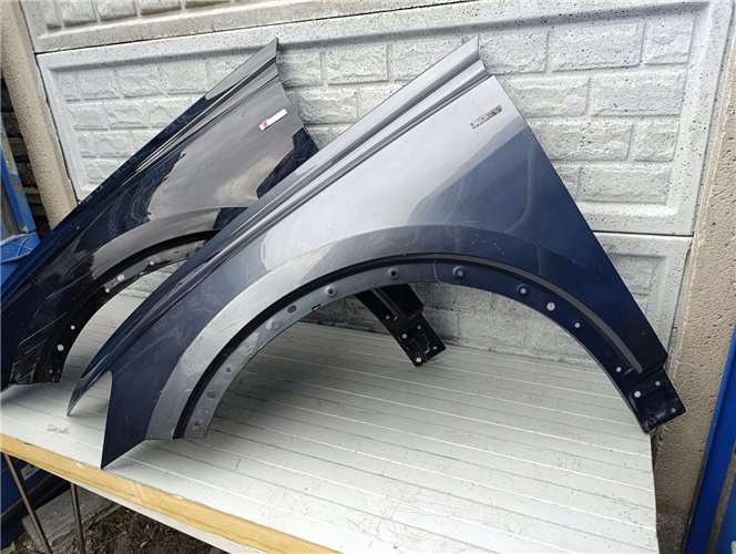 AUDI Q8 Q 8 BŁOTNIK PRZEDNI LEWY ORYGINAŁ (17434528497)