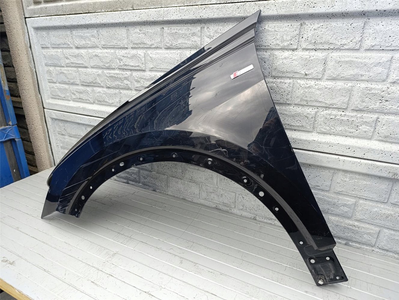 AUDI Q8 Q 8 BŁOTNIK PRZEDNI LEWY ORYGINAŁ (17434528497)