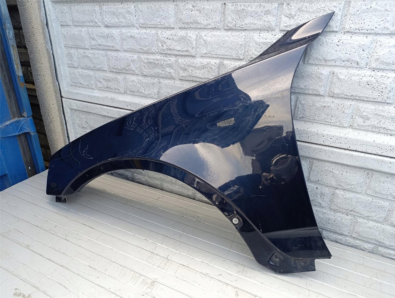 BMW X3 E83 LIFT BŁOTNIK LEWY PRZEDNI ORYGINAŁ (17440098483)