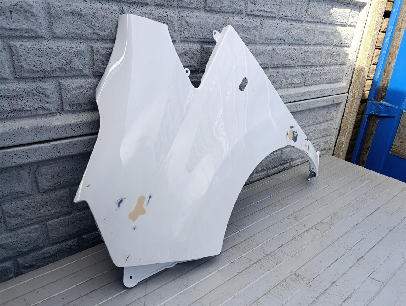 NISSAN NV200 NV 200 BŁOTNIK LEWY PRZÓD ORYGINAŁ (17440103854)