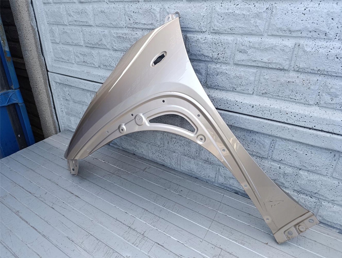 BŁOTNIK LEWY PRZÓD TOYOTA AYGO X 22-24 ORYGINAŁ (17440129012)