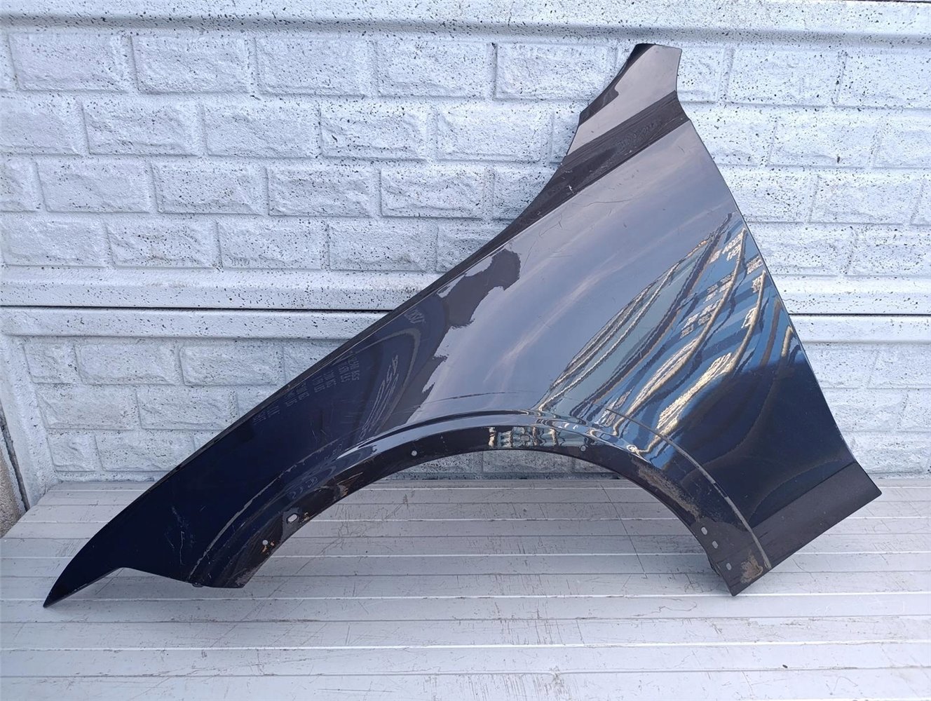 VOLVO V90 CROSS COUNTRY 16-22 BŁOTNIK LEWY PRZEDNI ORYGINAŁ (17440132975)