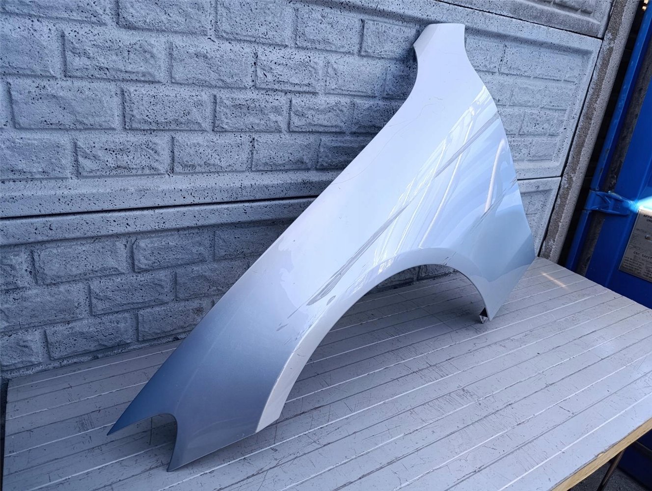 MERCEDES E KLASA W238 W 238 COUPE BŁOTNIK LEWY ORYGINAŁ (17440134731)