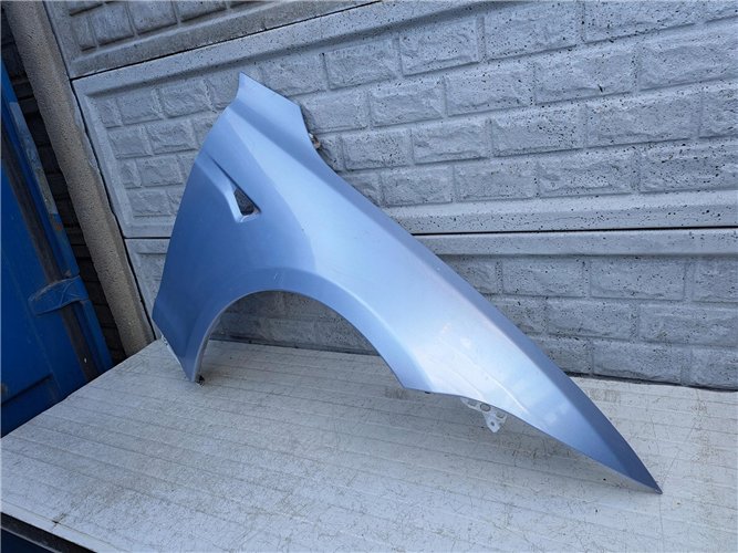 TESLA MODEL S PLAID BŁOTNIK PRAWY PRZEDNI ORYGINAŁ (17440158051)