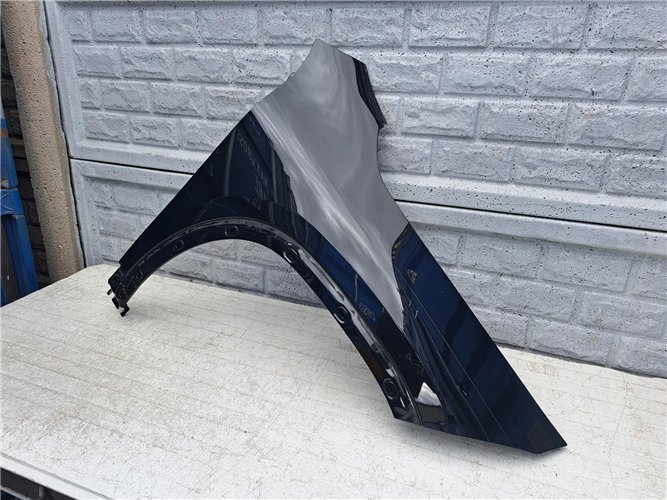 MERCEDES GLA 247 W247 21-24 BŁOTNIK PRAWY PRZEDNI ORYGINAŁ (17440180030)