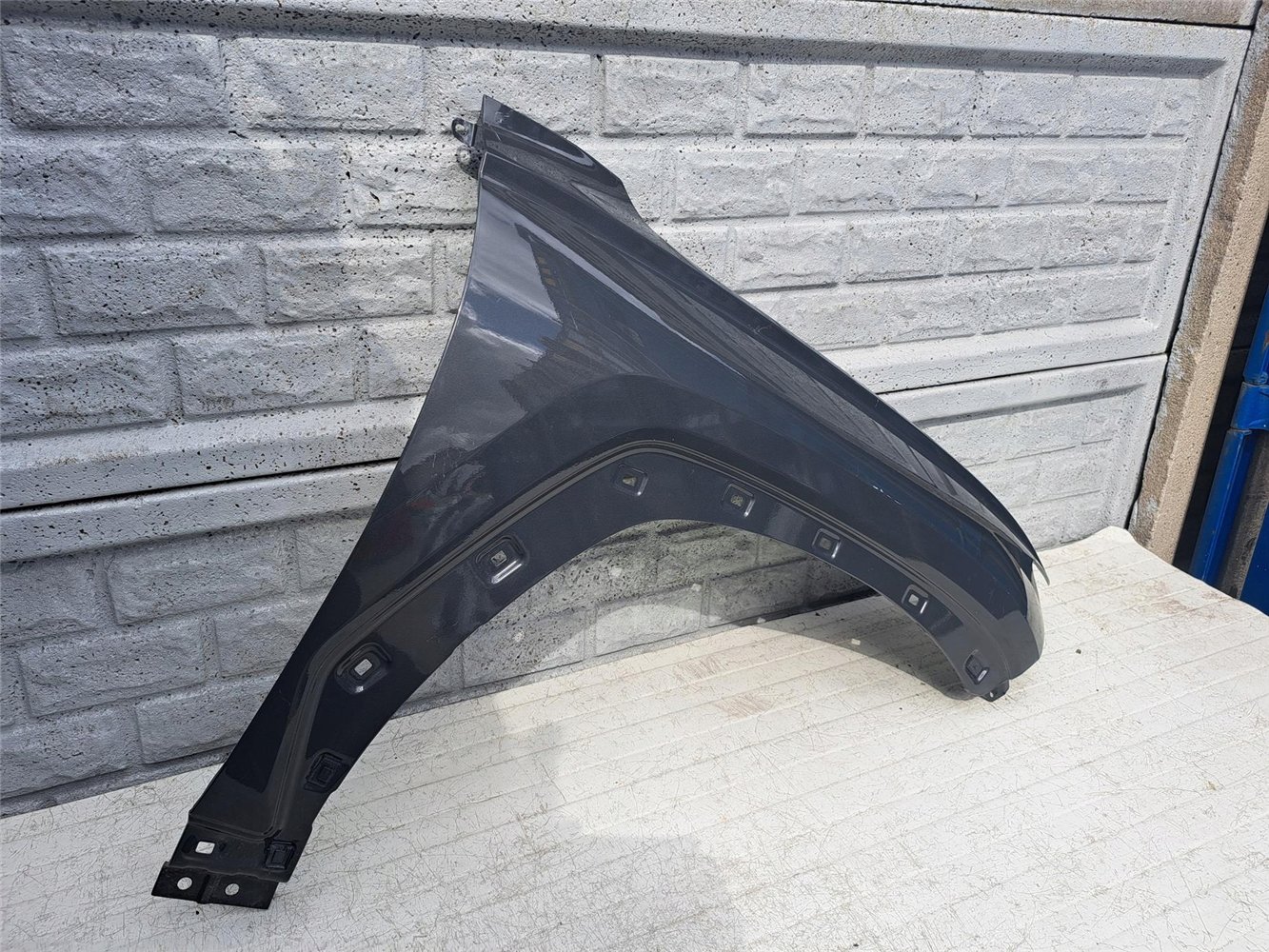 HYUNDAI TUCSON 2021 - 24 BŁOTNIK PRZEDNI PRAWY ORYGINAŁ (17440189254)