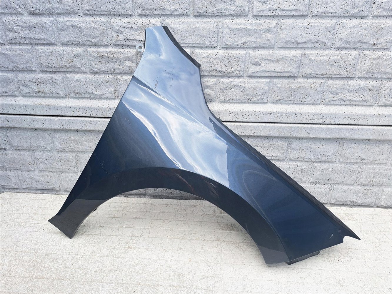 SKODA RAPID SEAT TOLEDO IV 4 BŁOTNIK PRZEDNI PRAWY ORYGINAŁ (17440195904)