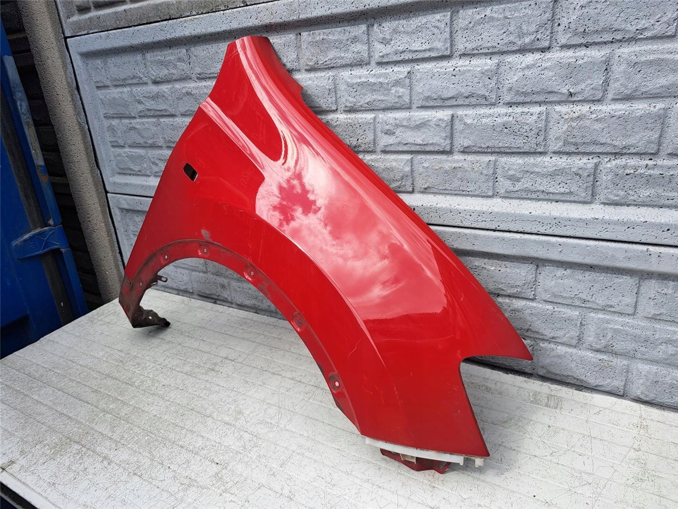 NISSAN QASHQAI 10-13 LIFT BŁOTNIK PRAWY PRZÓD ORYGINAŁ (17441445963)