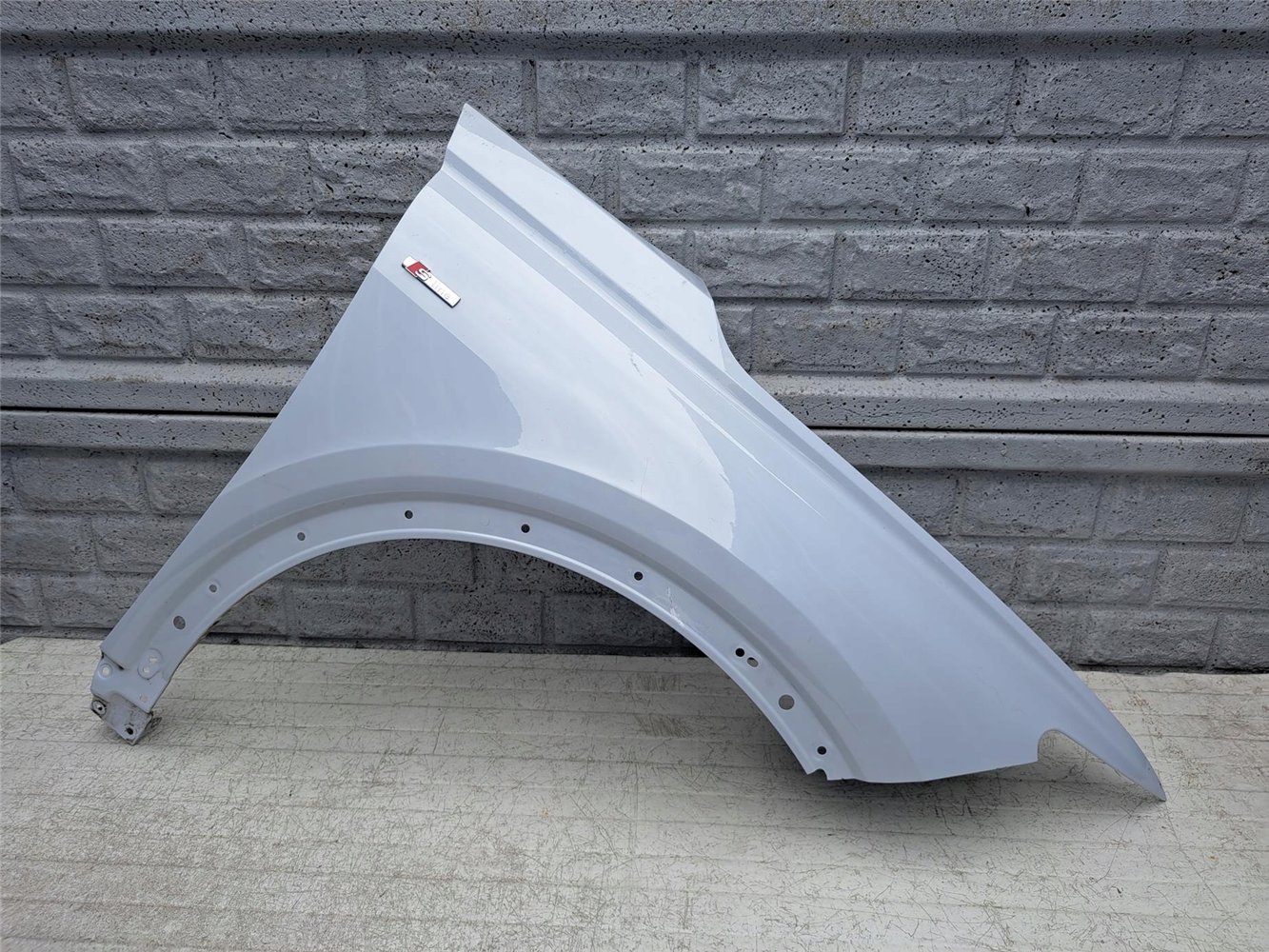 AUDI Q4 BŁOTNIK PRZEDNI PRAWY ORYGINAŁ (17441491253)