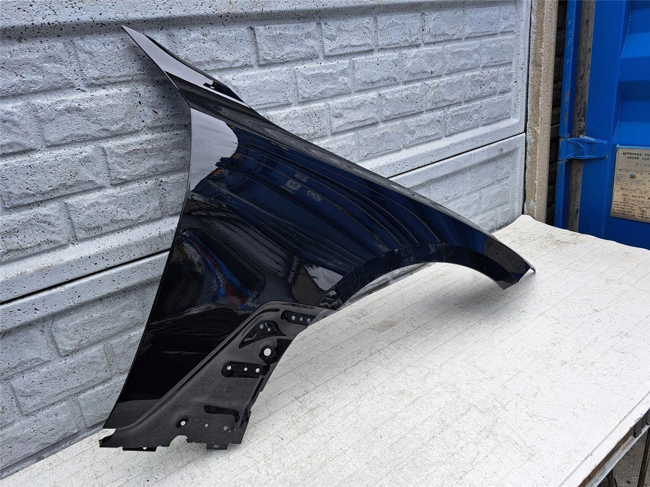 BMW I4 i4 G24 G26 GRAN COUPE BŁOTNIK PRAWY ORYGINAŁ (17441514613)