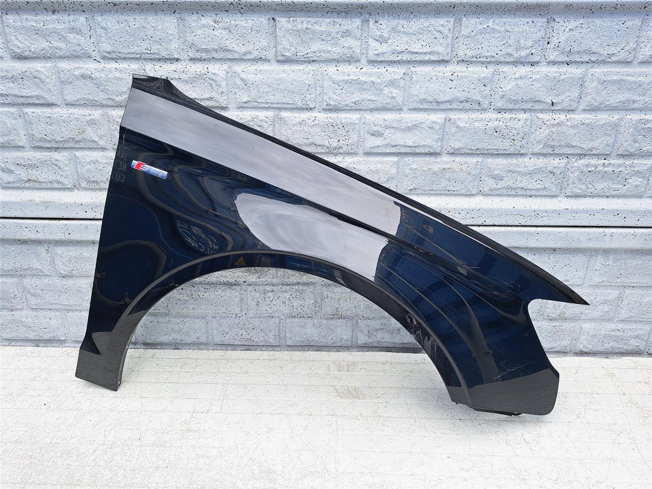 AUDI A3 SEDAN CABRIO 8V5 BŁOTNIK PRAWY ORYGINAŁ (17441526464)