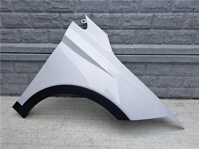 SEAT ARONA BŁOTNIK PRZEDNI PRAWY ORYGINAŁ (17441529819)