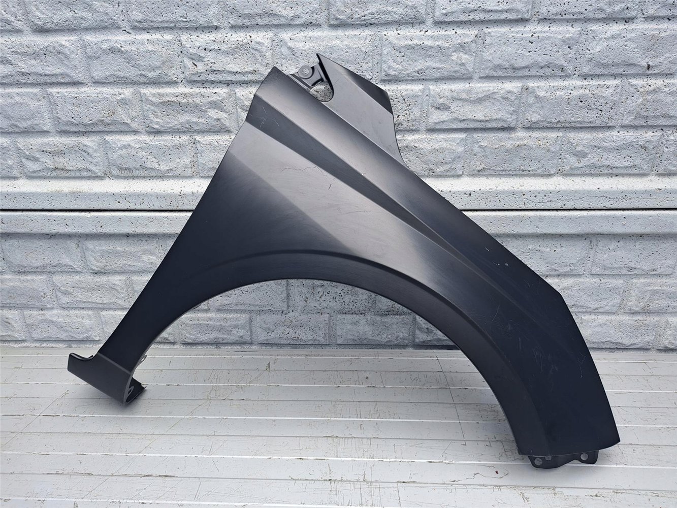 HYUNDAI I20 21-24 BŁOTNIK PRZEDNI PRAWY NOWY ORYGINAŁ (17441548187)