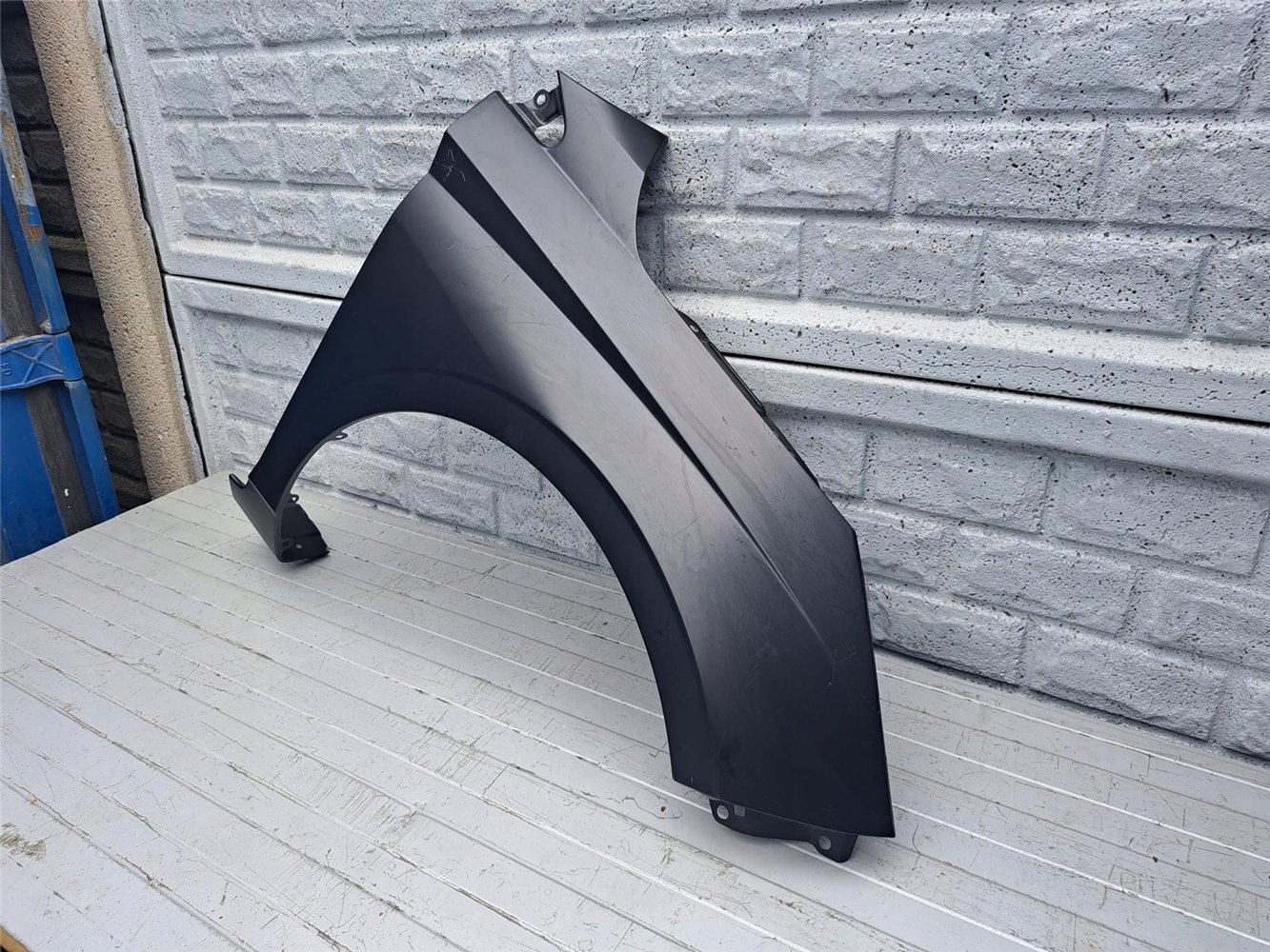 HYUNDAI I20 21-24 BŁOTNIK PRZEDNI PRAWY NOWY ORYGINAŁ (17441548187)