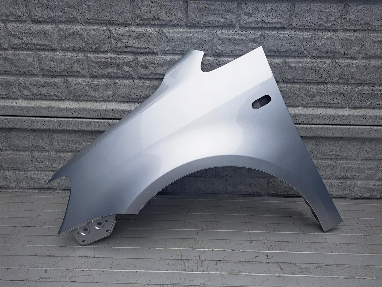 BŁOTNIK LEWY VW CADDY 2010 - 2015 ORYGINAŁ (17441561664)