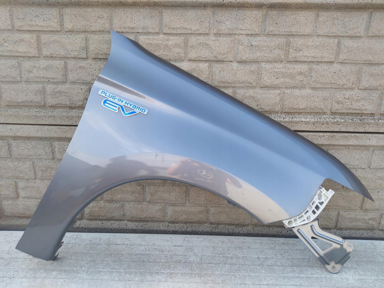 MITSUBISHI OUTLANDER 13-20 LIFT BŁOTNIK PRAWY - (12237192389)