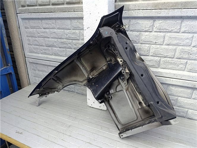 FERRARI PORTOFINO BŁOTNIK PRAWY PRZEDNI ORYGINAŁ (17446847905)