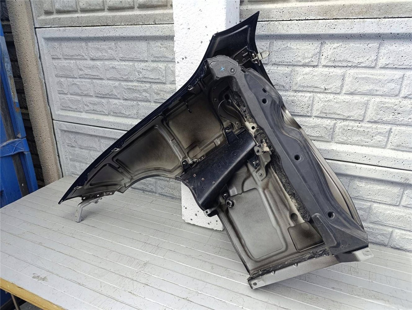 FERRARI PORTOFINO BŁOTNIK PRAWY PRZEDNI ORYGINAŁ (17446847905)