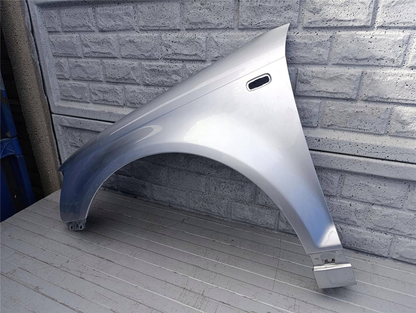 AUDI A3 8P0 03-08 PRZED LIFT BŁOTNIK PRZEDNI LEWY ORYGINAŁ (17446918535)