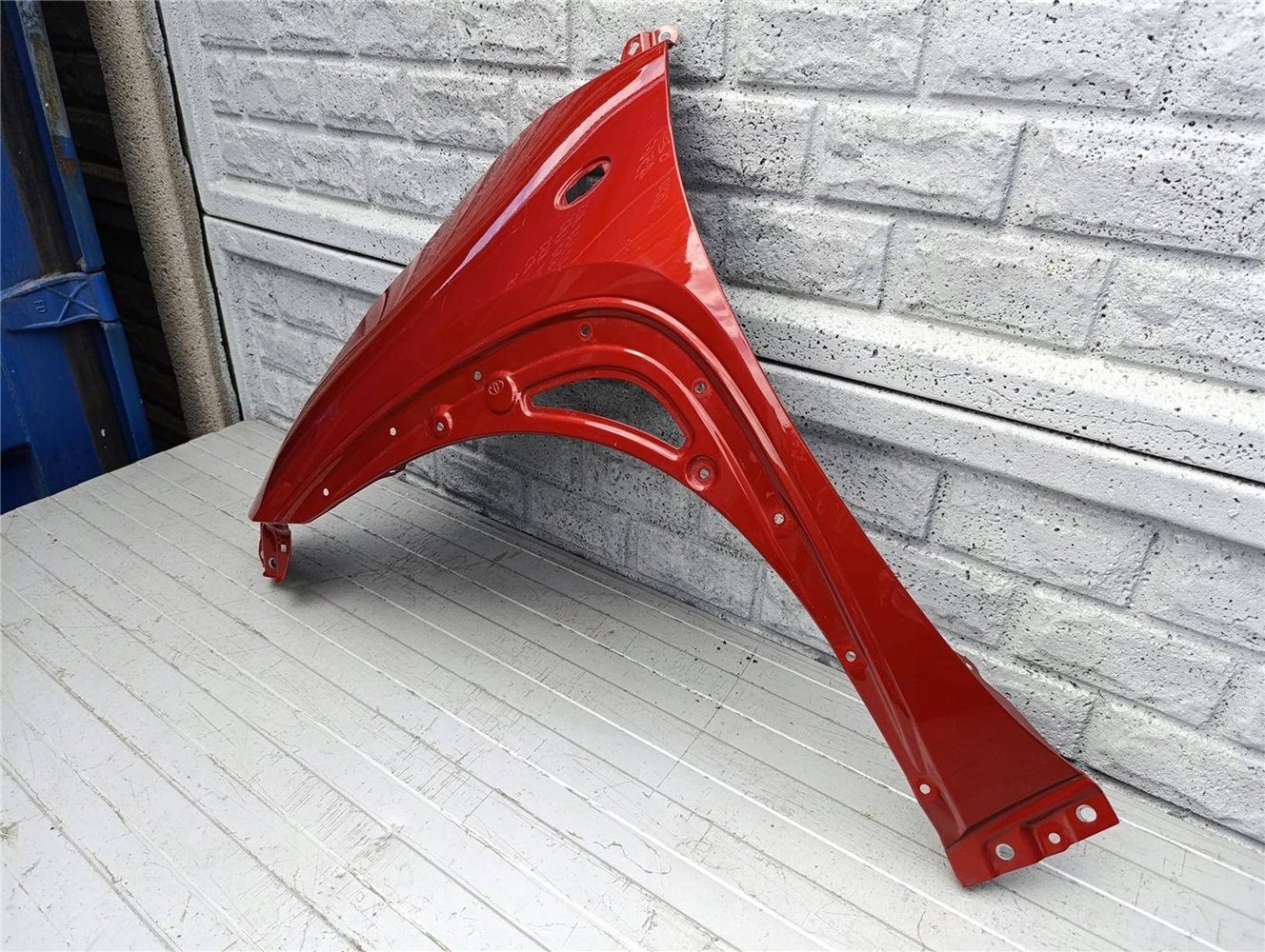 BŁOTNIK LEWY PRZÓD TOYOTA AYGO X 22-24 ORYGINAŁ (17447050790)