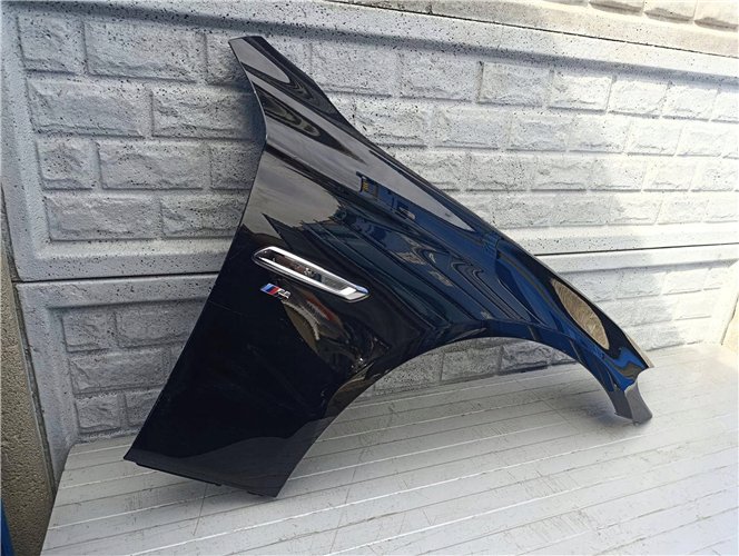 BMW 5 V F10 F11 2009-2017 BŁOTNIK PRAWY PRZEDNI ORYGINAŁ (17448626137)