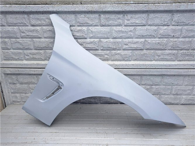 BMW IV 4 F32 F33 F36 BŁOTNIK PRAWY PRZEDNI ORYGINAŁ (17450217587)