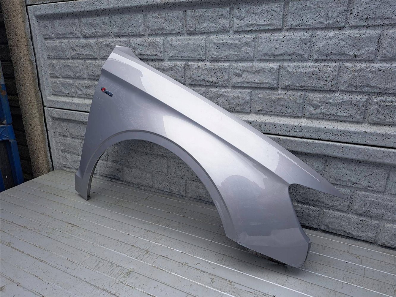 AUDI A3 SEDAN CABRIO 8V5 BŁOTNIK PRAWY ORYGINAŁ (17450456399)