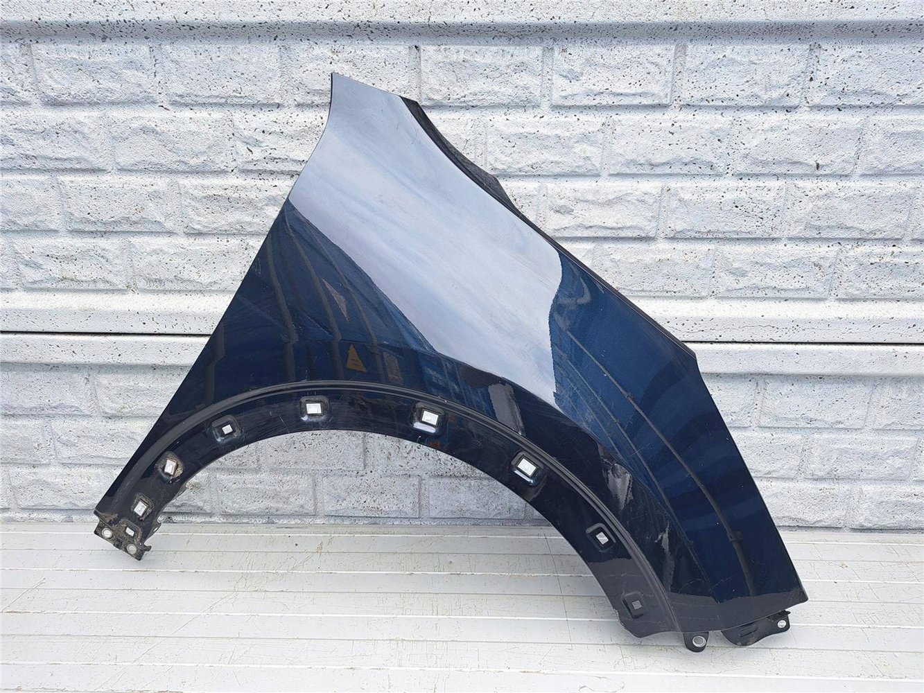 KIA NIRO 2016 - 2022 BŁOTNIK PRZEDNI PRAWY ORYGINAŁ (17451698917)