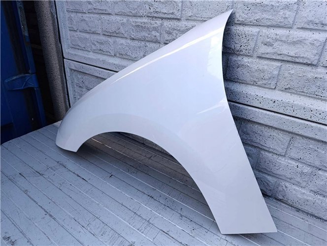 MINI COOPER HATCH IV E 2023- BŁOTNIK LEWY PRZEDNI ORYGINAŁ (17461176968)