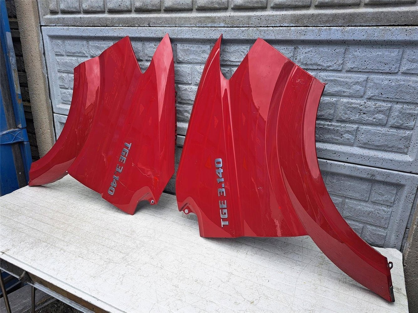 VW CRAFTER MAN TGE 2017-2024 BŁOTNIK PRZEDNI PRAWY LEWY ORYGINAŁ (17478073816)