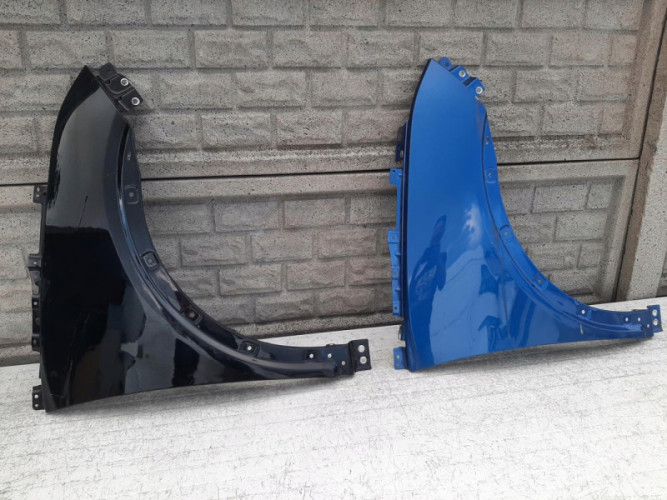 OPEL AMPERA-E BŁOTNIK PRZEDNI PRAWY - (12238470096)