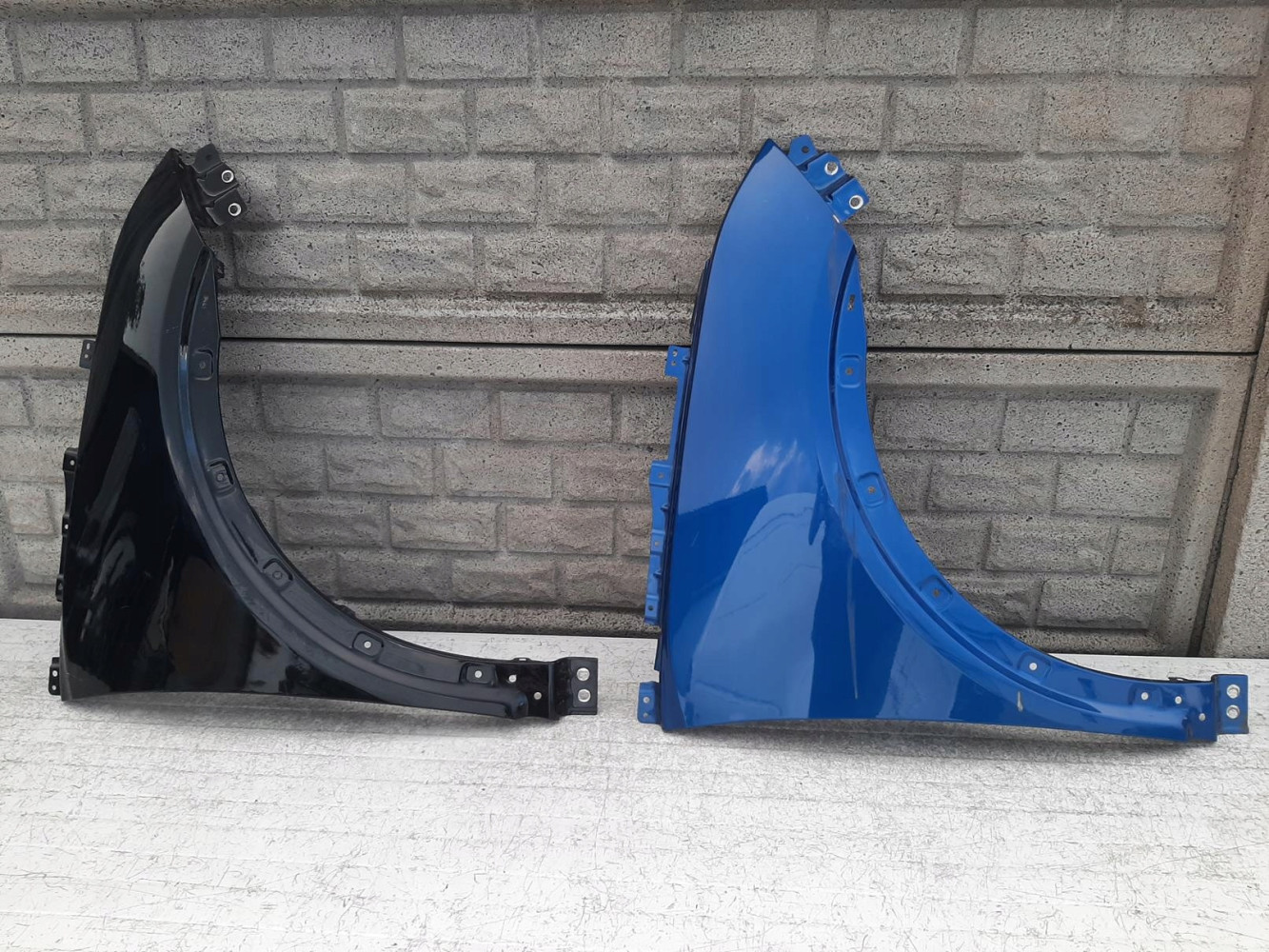 OPEL AMPERA-E BŁOTNIK PRZEDNI PRAWY - (12238470096)