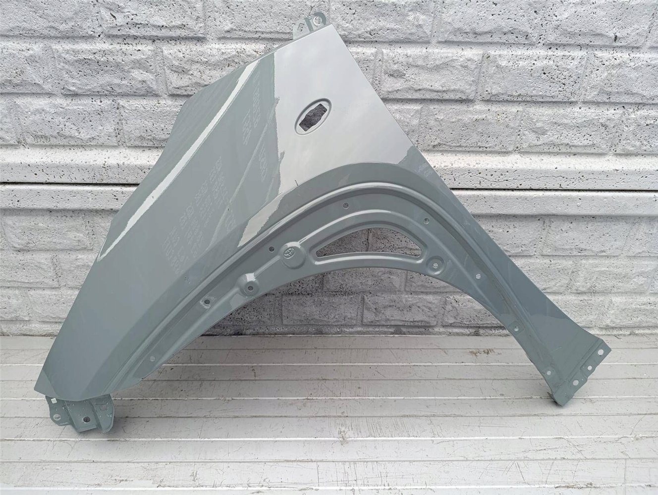 BŁOTNIK LEWY PRZÓD TOYOTA AYGO X 22-24 ORYGINAŁ (17480430934)