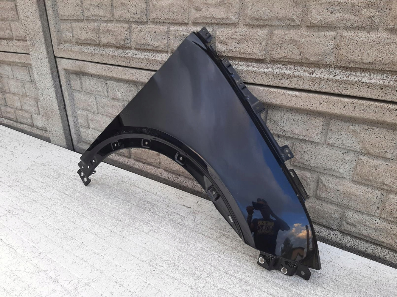 OPEL AMPERA-E BŁOTNIK PRZEDNI PRAWY - (12238470096)