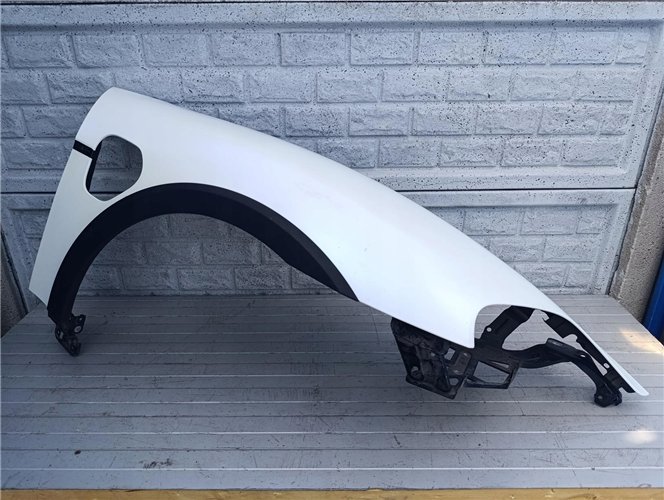 BŁOTNIK PRAWY PRZEDNI PORSCHE TAYCAN 9J1 ORYGINAŁ (17484574125)