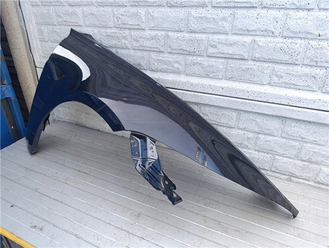 TESLA 3 III 2024- BŁOTNIK PRZEDNI PRAWY ORYGINAŁ (17484580276)