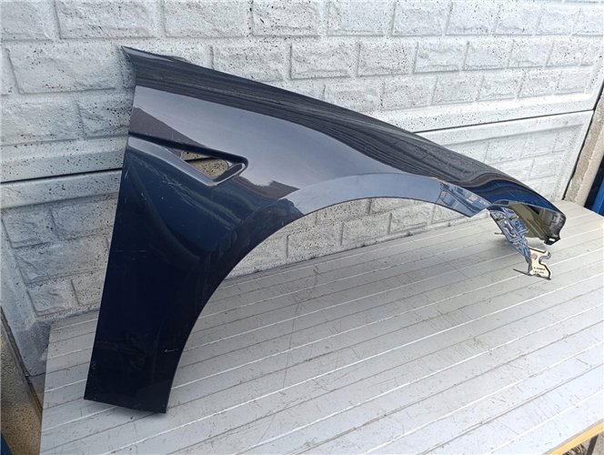 TESLA 3 III 2024- BŁOTNIK PRZEDNI PRAWY ORYGINAŁ (17484580276)