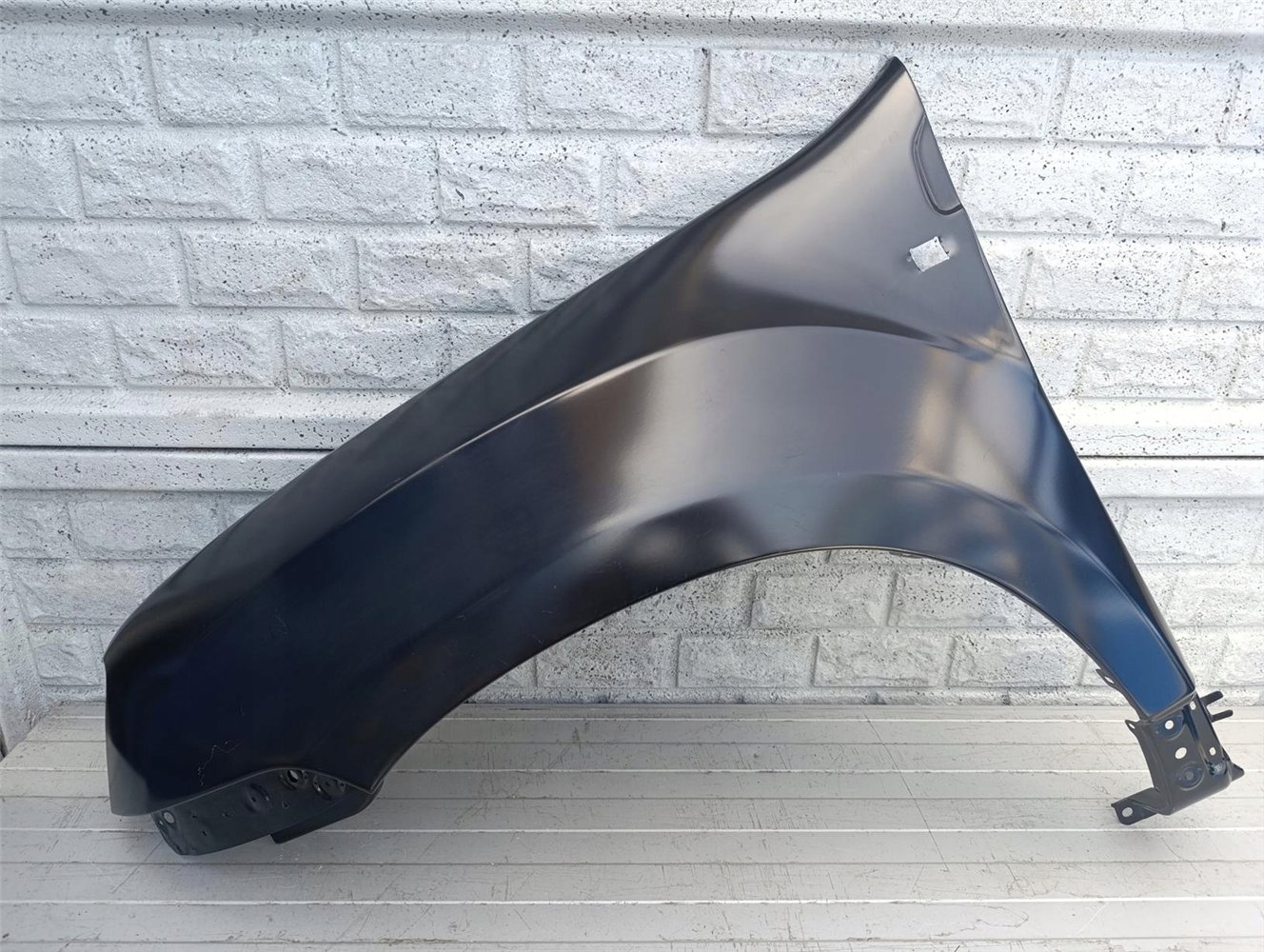 DACIA DUSTER I 1 BŁOTNIK LEWY PRZEDNI NOWY ORYGINAŁ (17484606105)