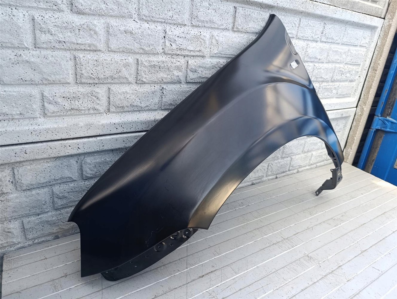 DACIA DUSTER I 1 BŁOTNIK LEWY PRZEDNI NOWY ORYGINAŁ (17484606105)