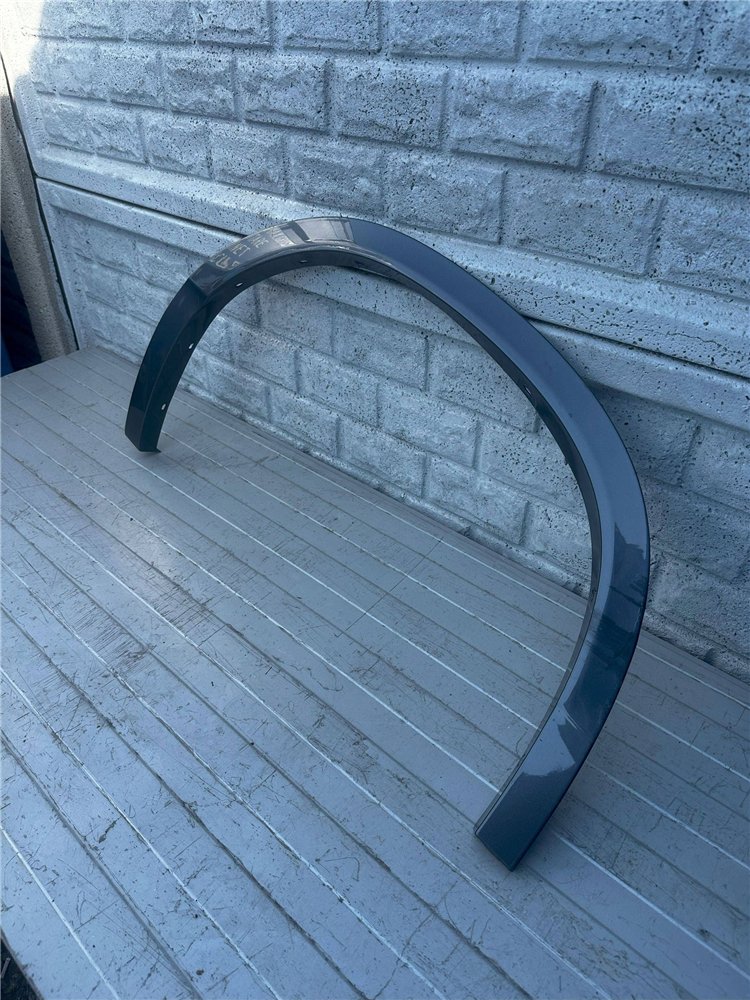 BMW X2 F39 2018 Listwa błotnika tylnego ORYGINAŁ (17484886530)