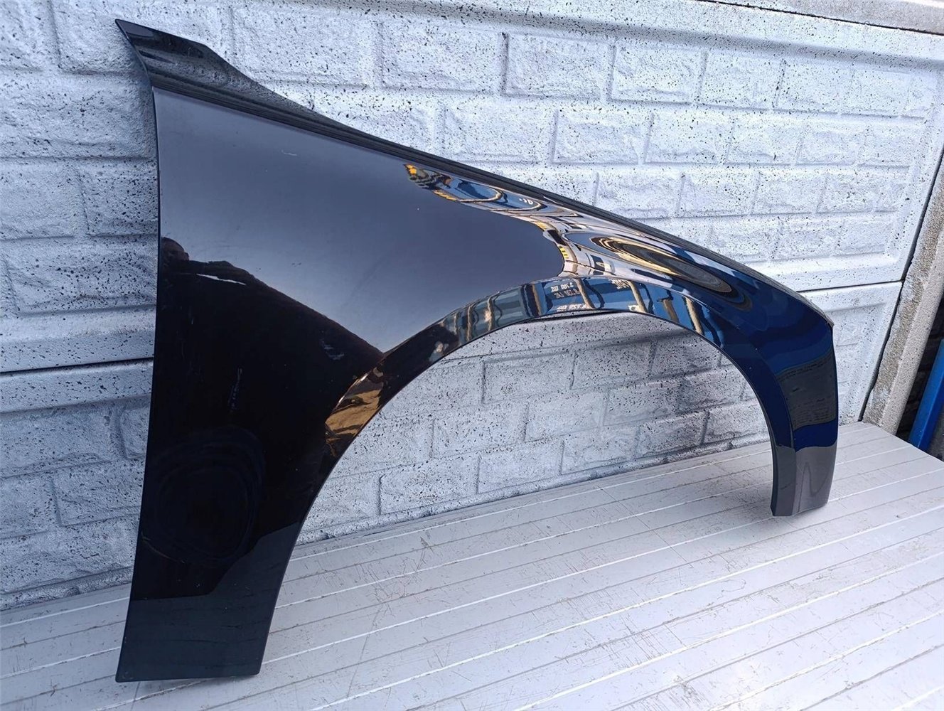 AUDI A8 D4 09-17 BŁOTNIK PRZEDNI PRAWY ORYGINAŁ (17490081016)