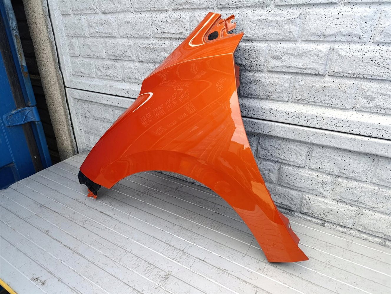 NISSAN MICRA K14 2017 - 2024 BŁOTNIK LEWY PRZEDNI ORYGINAŁ (17495625400)