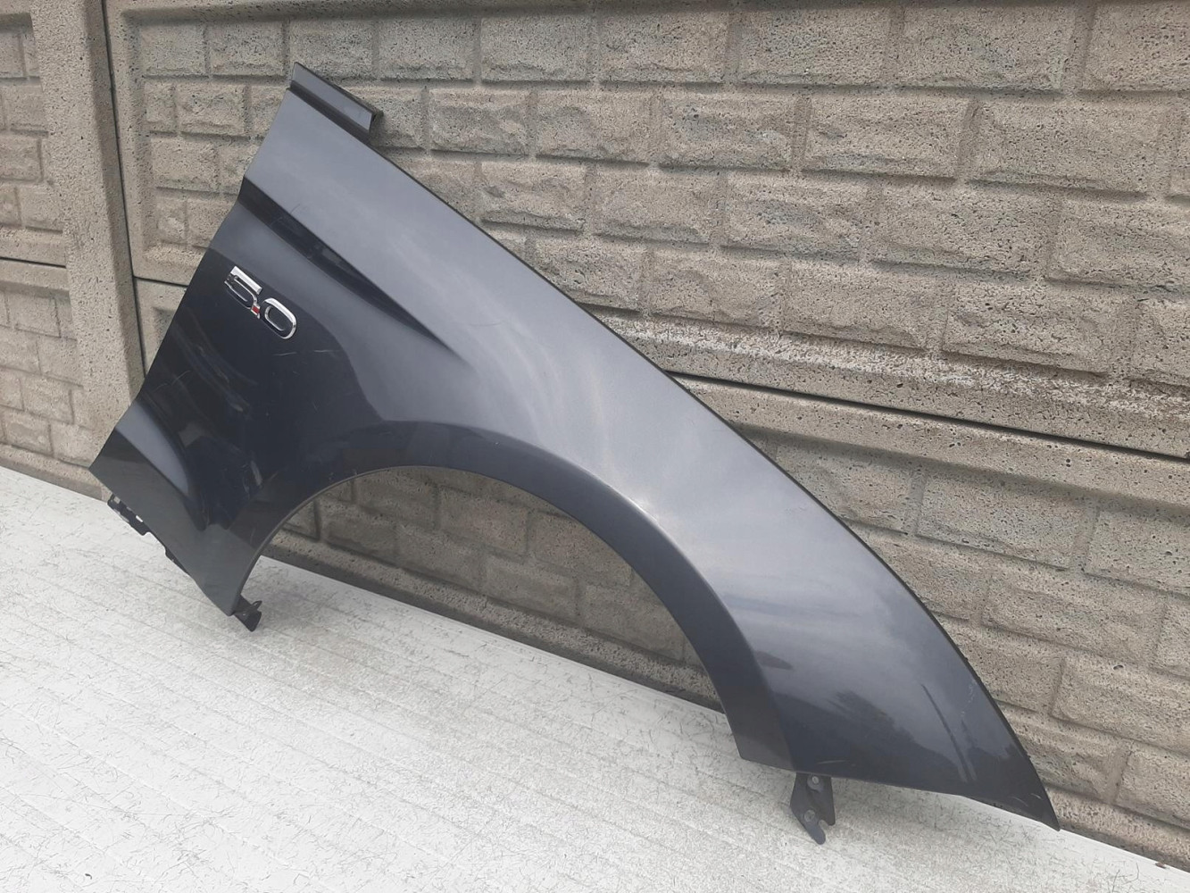 FORD MUSTANG VI LIFT 18 - 22 BŁOTNIK PRZEDNI PRAWY - (12244380721)