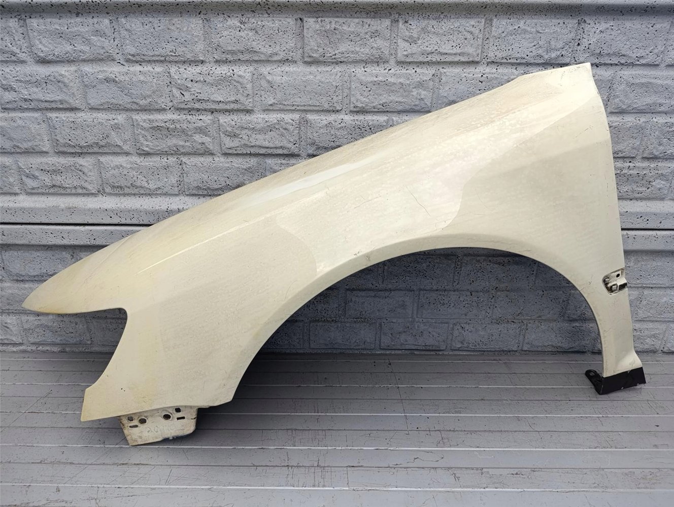 VW PHAETON 2002 – 2009 BŁOTNIK PRZEDNI LEWY ORYGINAŁ (17495679994)